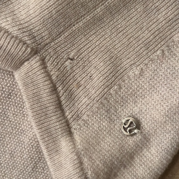 Lululemon sweater - Picture 3 of 4